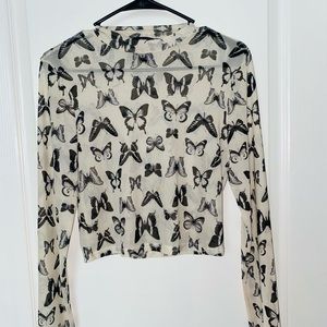 Butterfly top